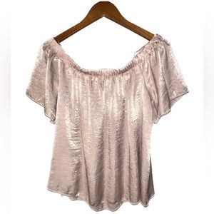 MOON KISS | Flirty Off the Shoulder Top | Light Pink Silk | EUC! | Size L